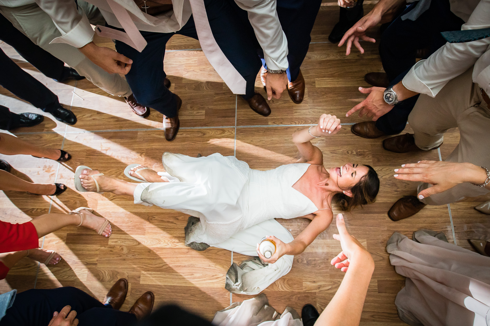fun bride dancing at Crossed Keys Estate