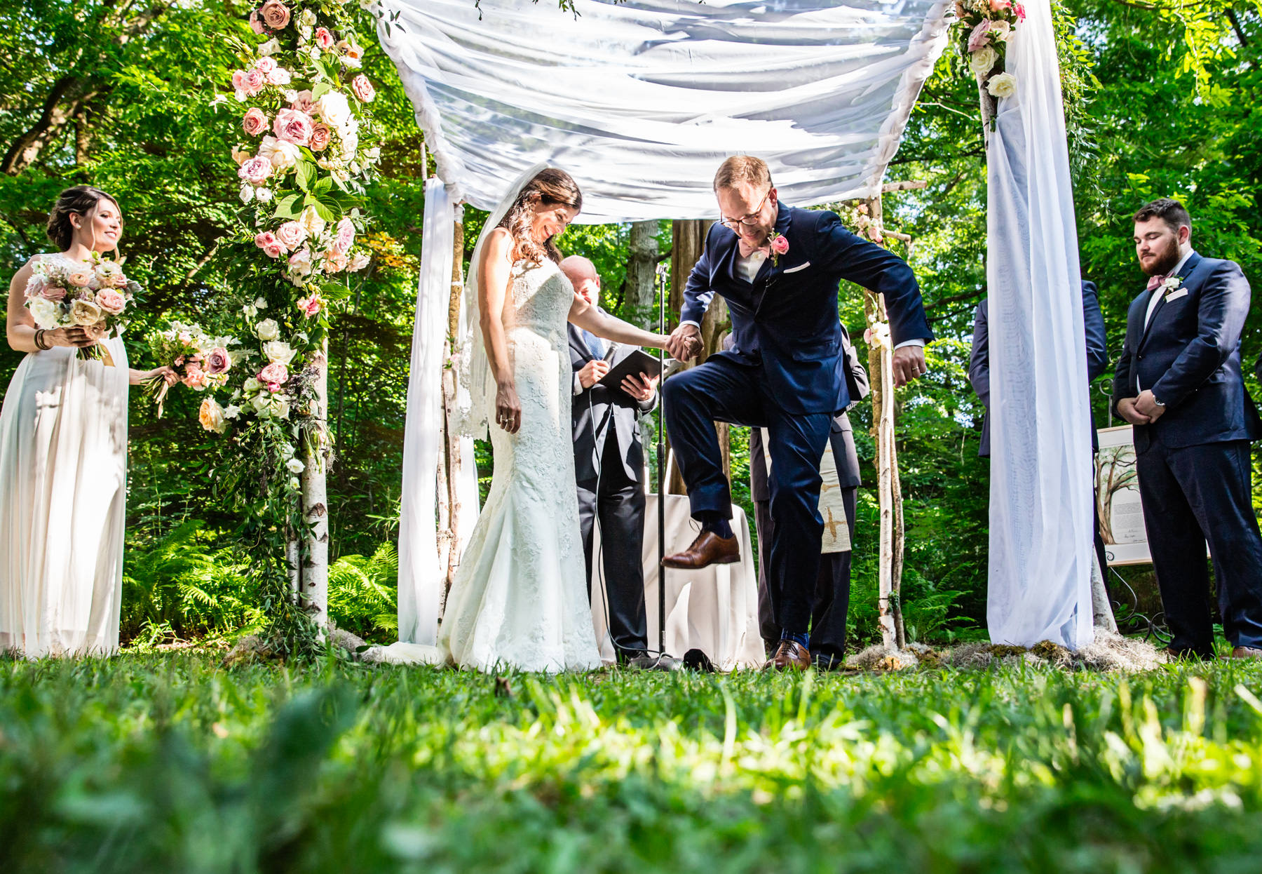 outdoor wedding ceremony at the Old Mill Rose Valley